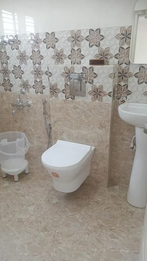 Deeya Guest House - A Luxury Home Stay Mysore Apartment