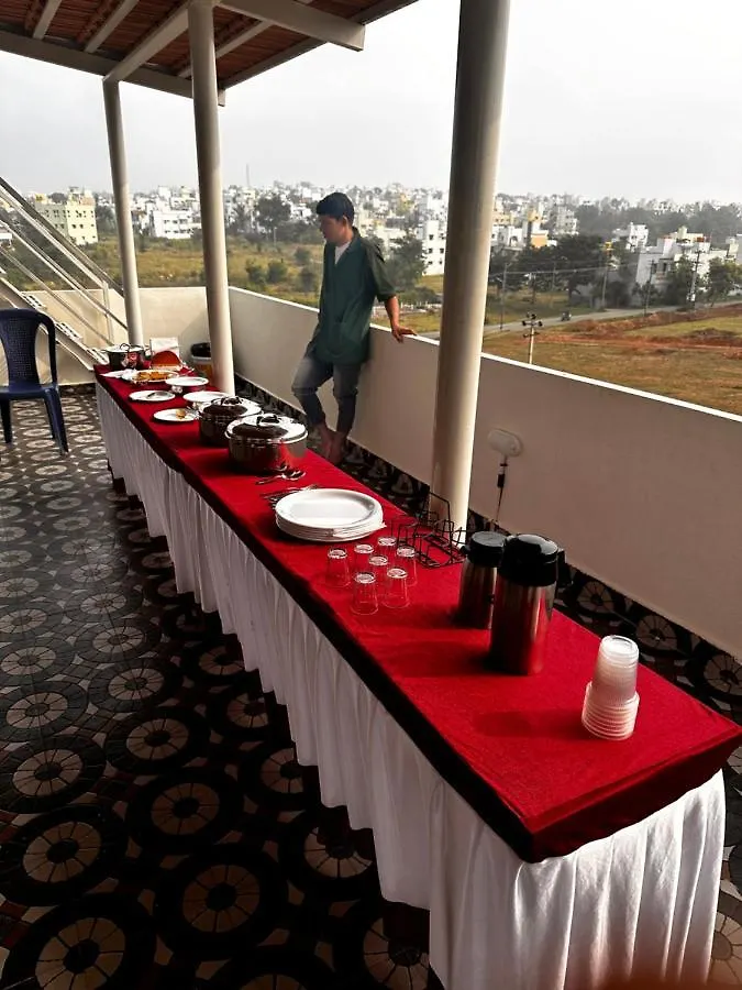 Apartment Deeya Guest House - A Luxury Home Stay Mysore India